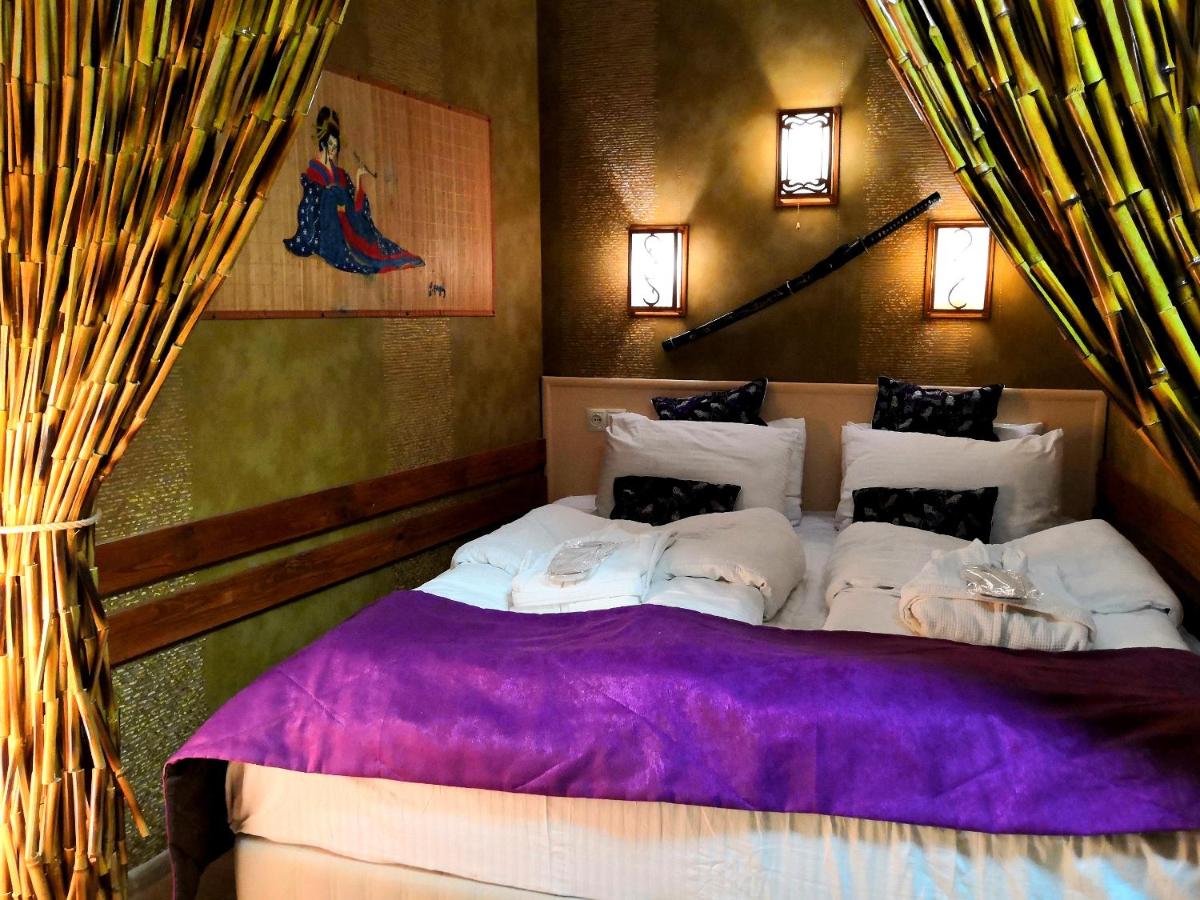 Piano Borracho Boutique Hotel Old Tbilisi - Housity