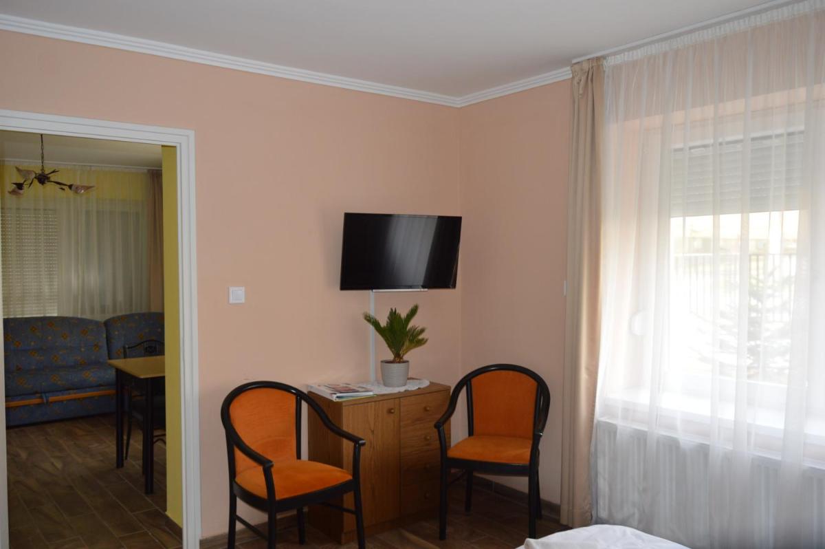 Varga Apartman Hévíz - Housity