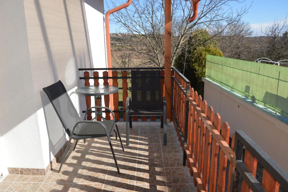 Varga Apartman Hévíz - Housity