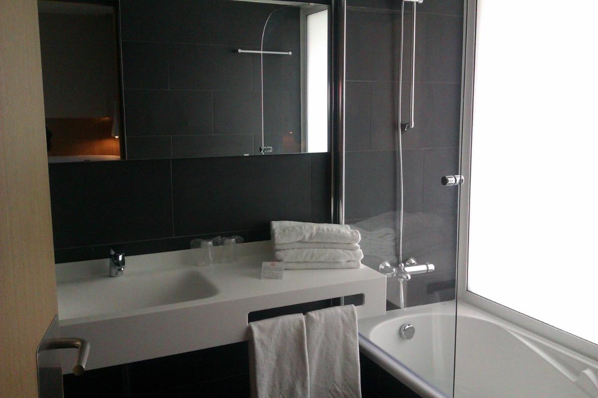 Un baño de Atenea Port Barcelona Mataró
