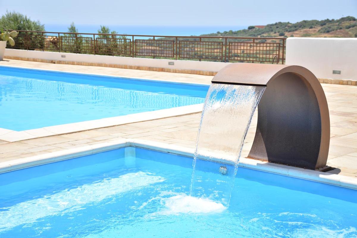 Tenuta Carabollace - Housity