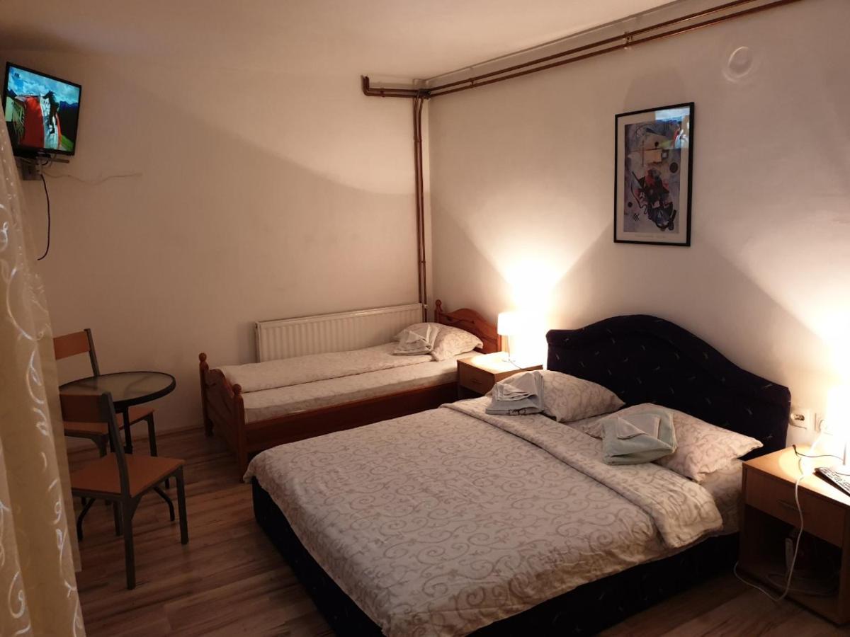 Apartments Nebojša - Housity