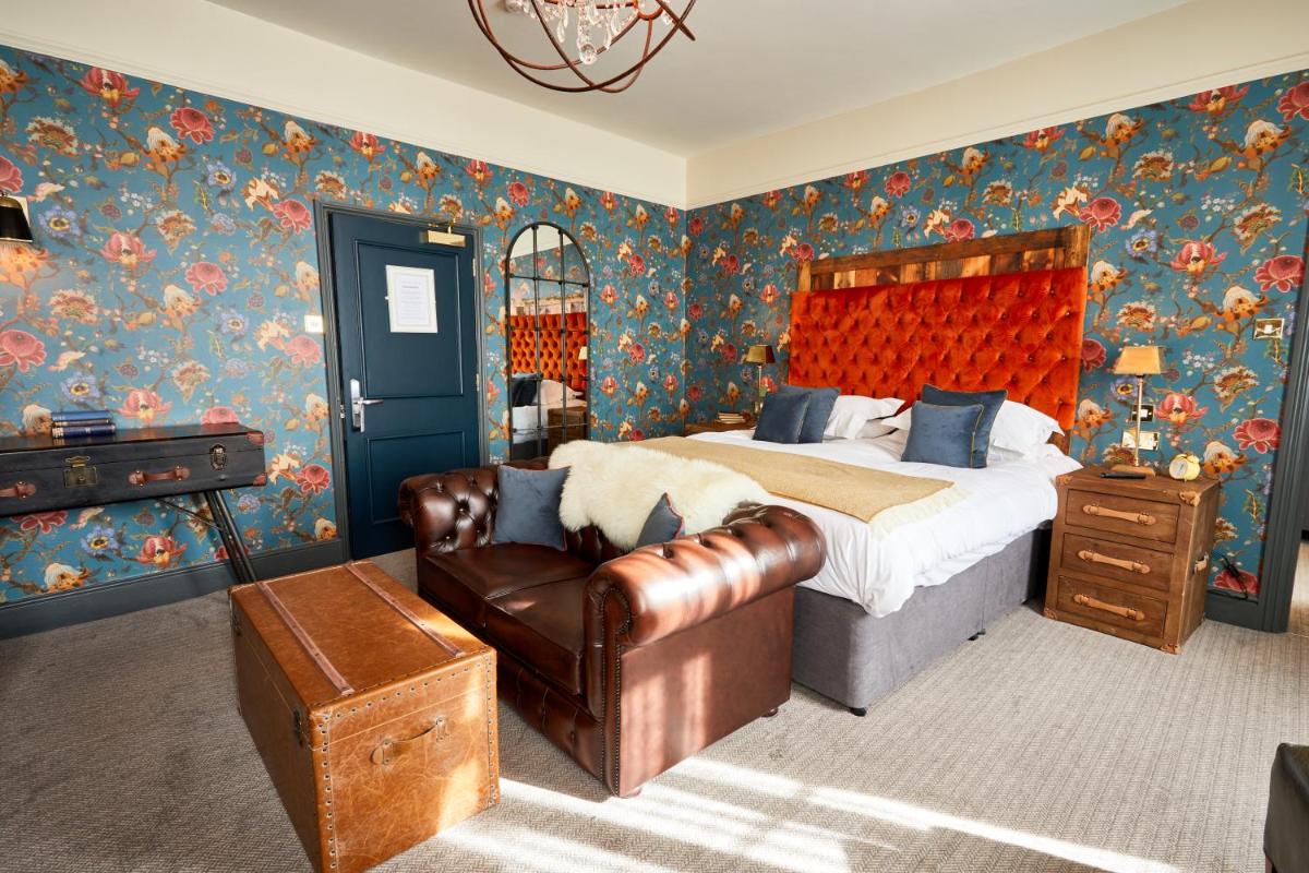 The Fleece at Cirencester - Housity