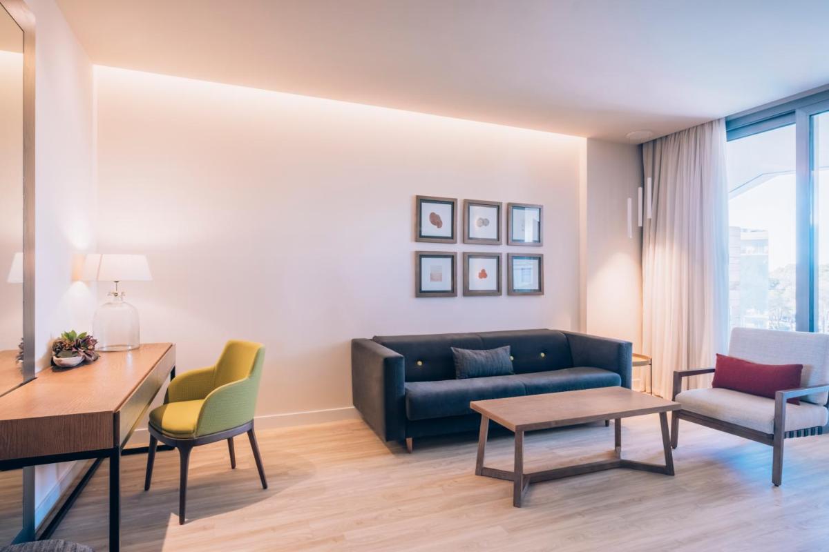 Zona de estar de Iberostar Selection Llaut Palma- Adults Only