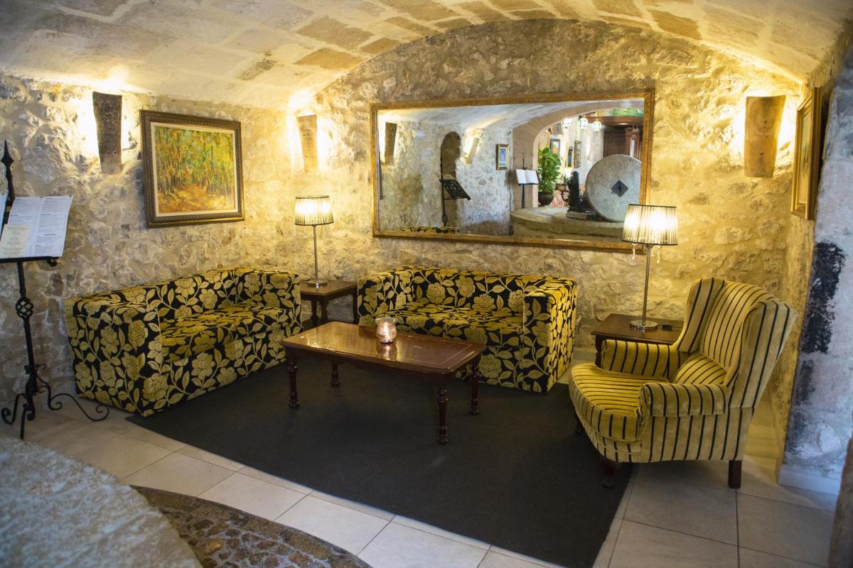 Zona de estar de Monnaber Nou Finca Hotel & Spa