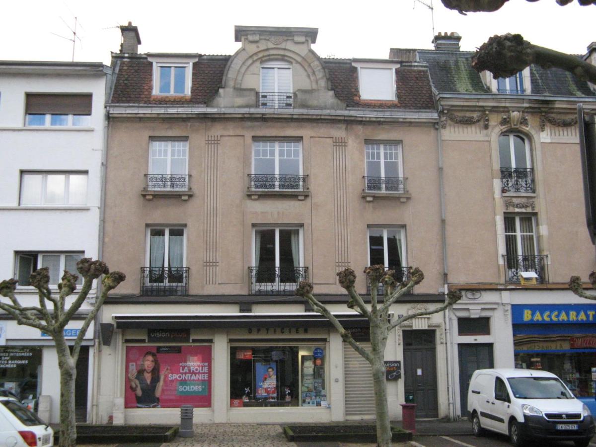appartement 50 m2 , chambre , cuisine , salle de bains - Housity