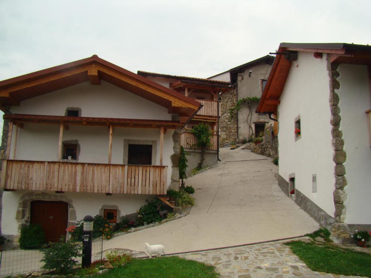 Apartmaji Nena - Housity