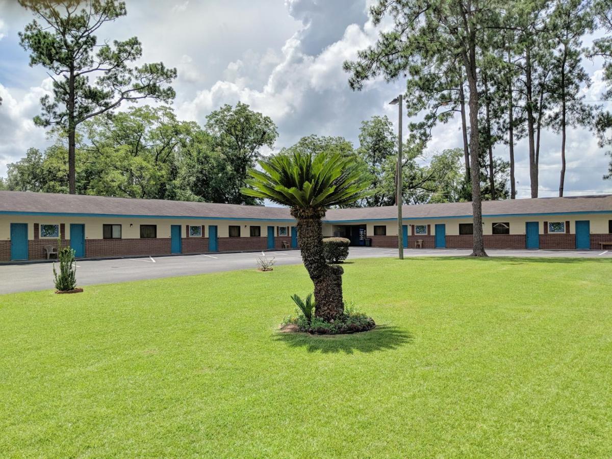 Cheerio Inn - Glennville - Housity