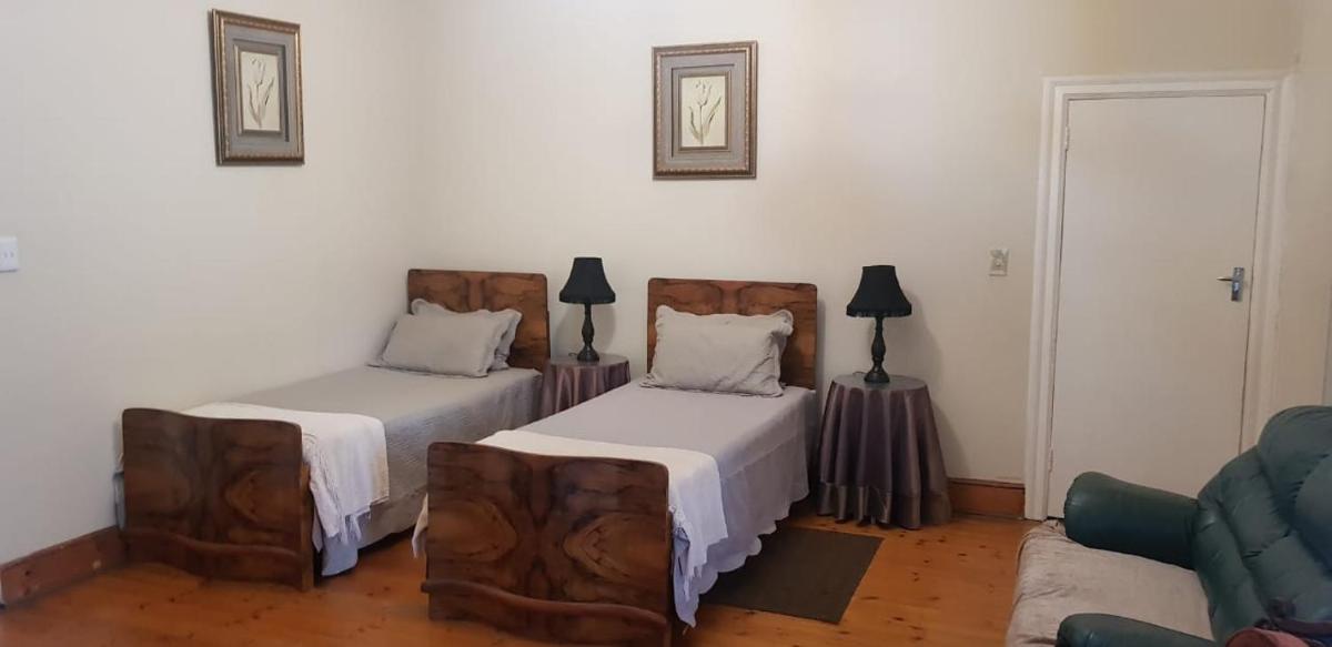 Upper Houghton Guesthouse - Hizvo