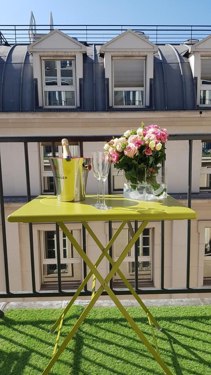 Balcon ou terrasse dans l'établissement Lyric Hotel Paris Opera