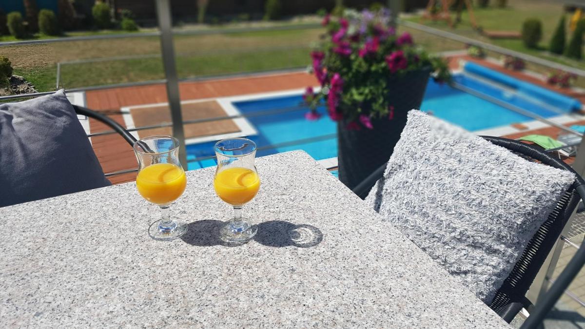 Hotel nad morzem- Art-Pension - Housity