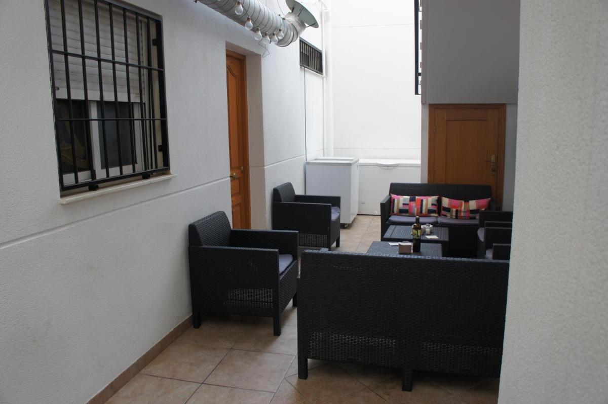 APARTAMENTOS ALBANTA - Housity