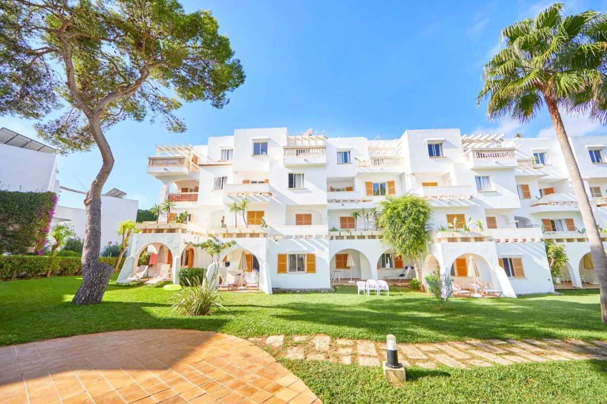 Gavimar La Mirada Hotel and Apartments - Housity