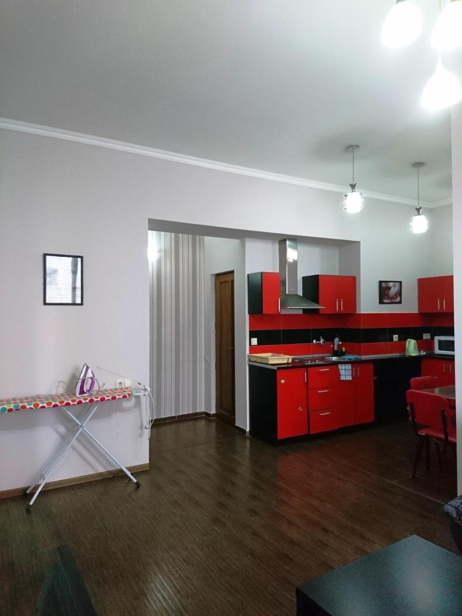 Luxury Apartment in the Centre of Yerevan - Housity