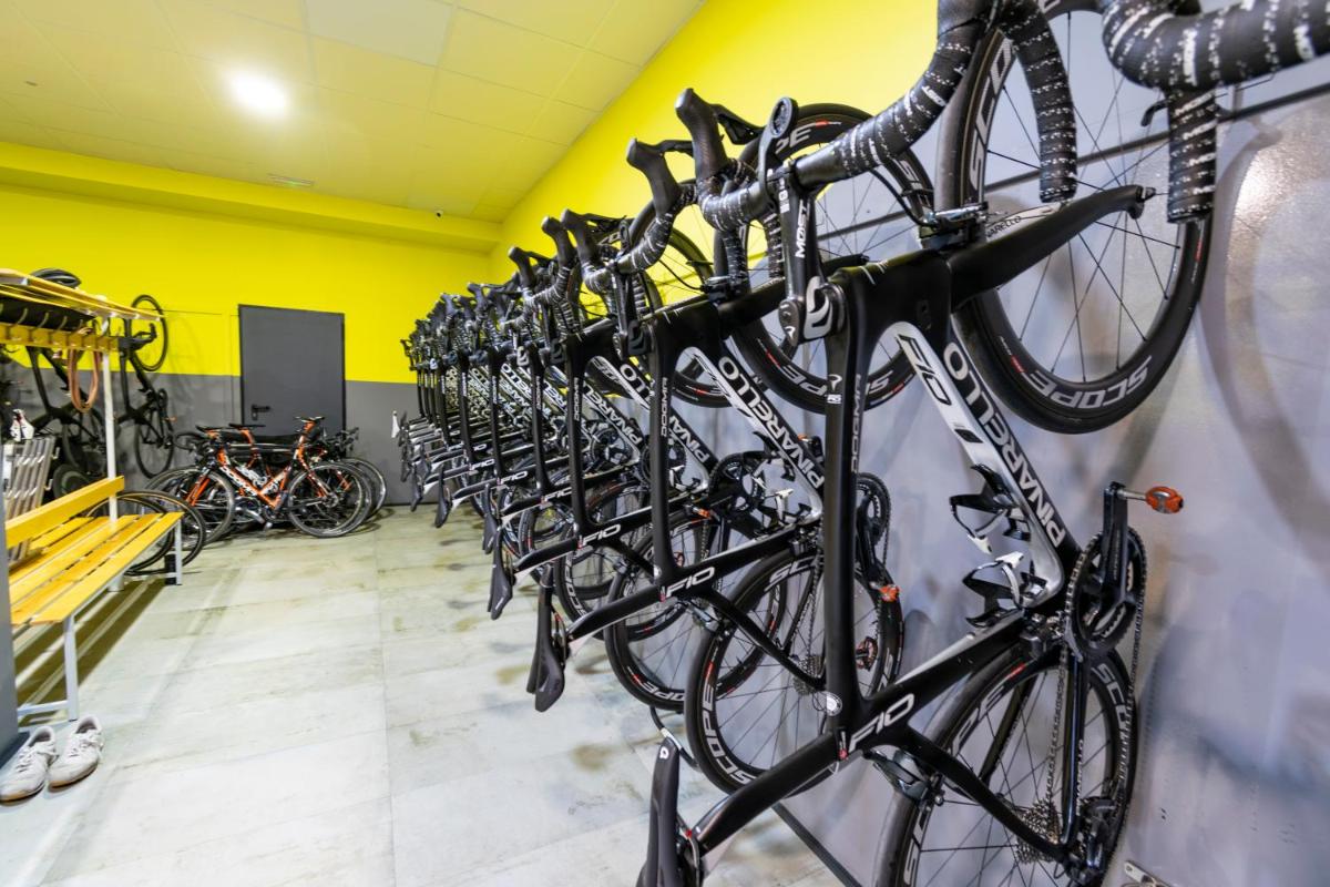 Gimnasio o instalaciones de fitness de Hotel Cap Negret