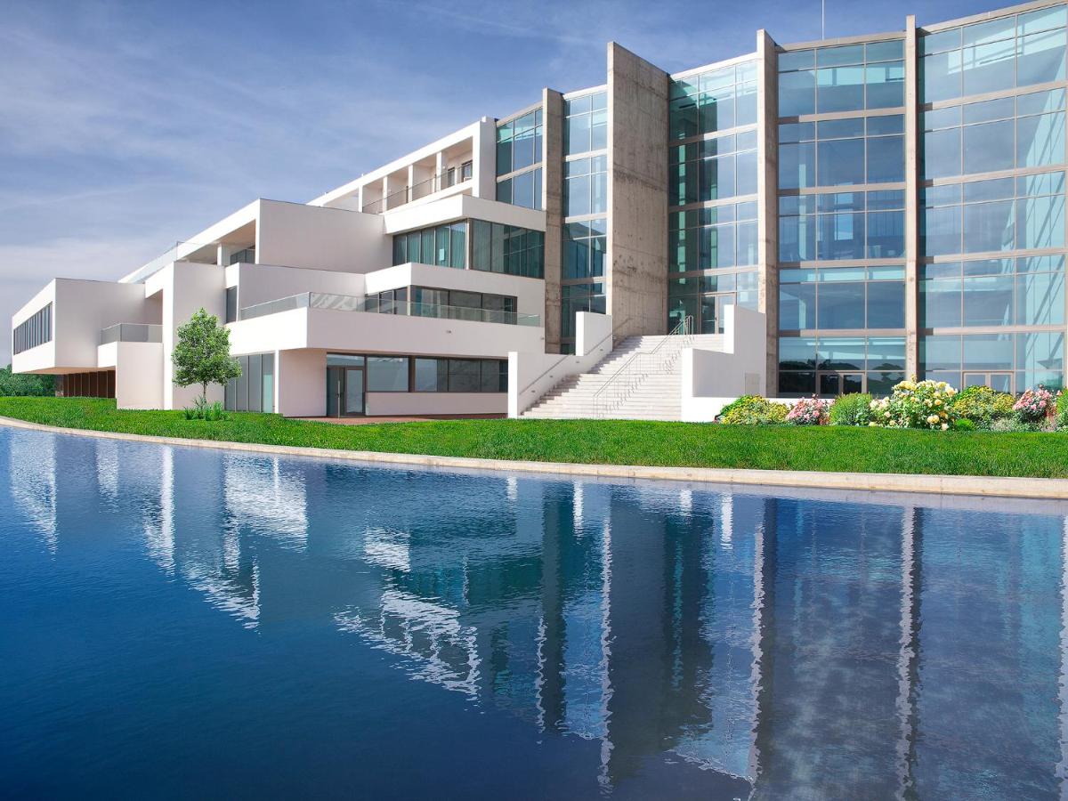 A piscina em ou perto de Algarve Race Resort - Hotel