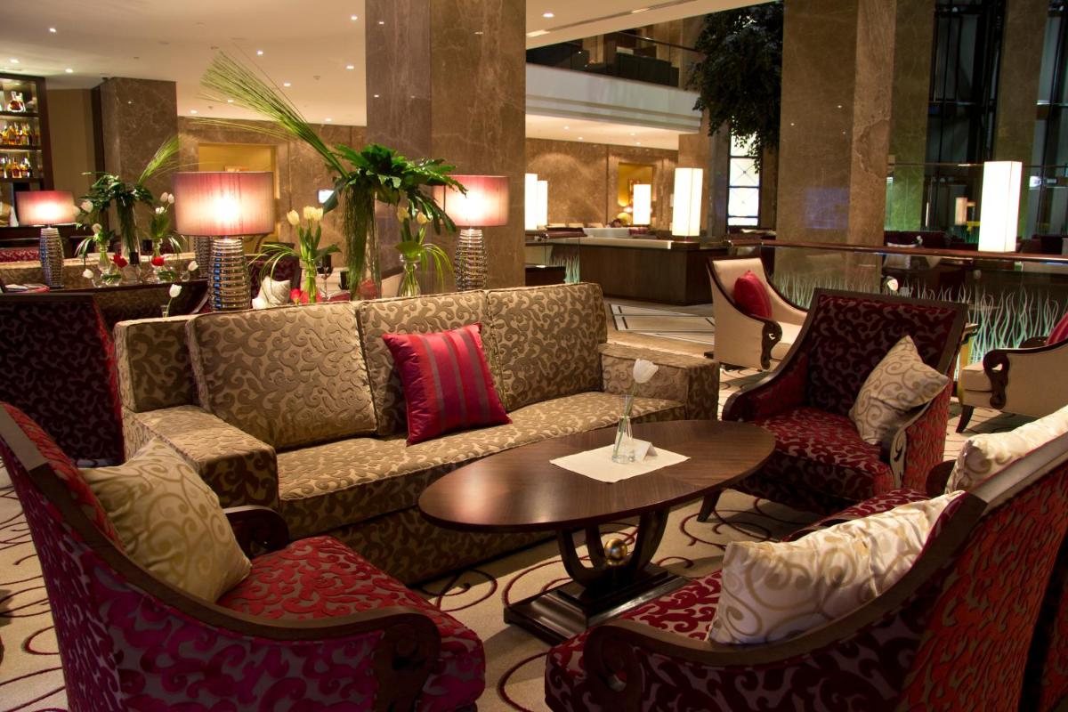 Suitetrails - Kharkiv Palace Hotel