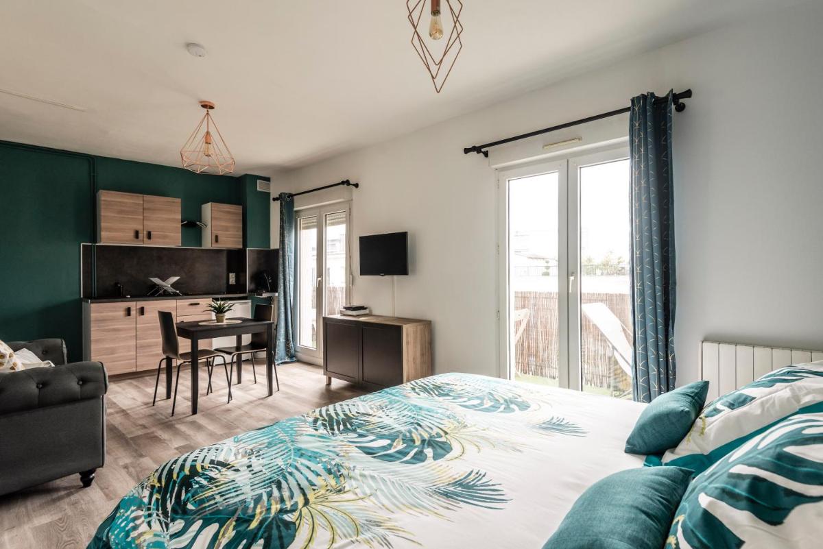 CHIC B&B + Balcony - Hyper center - Housity