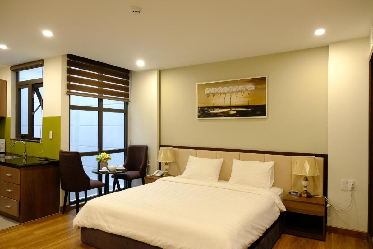 Suitetrails - JB Central Apartment