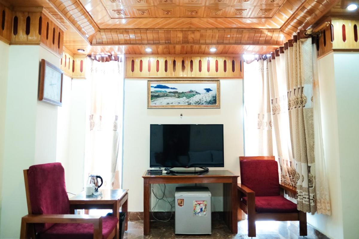 Khách sạn TRIỆU KÝ VOÒNG - Housity