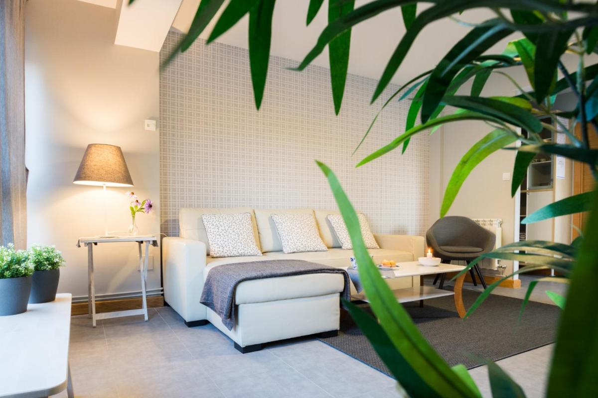 Apartamento El Pedregal Playa de Ris - Housity