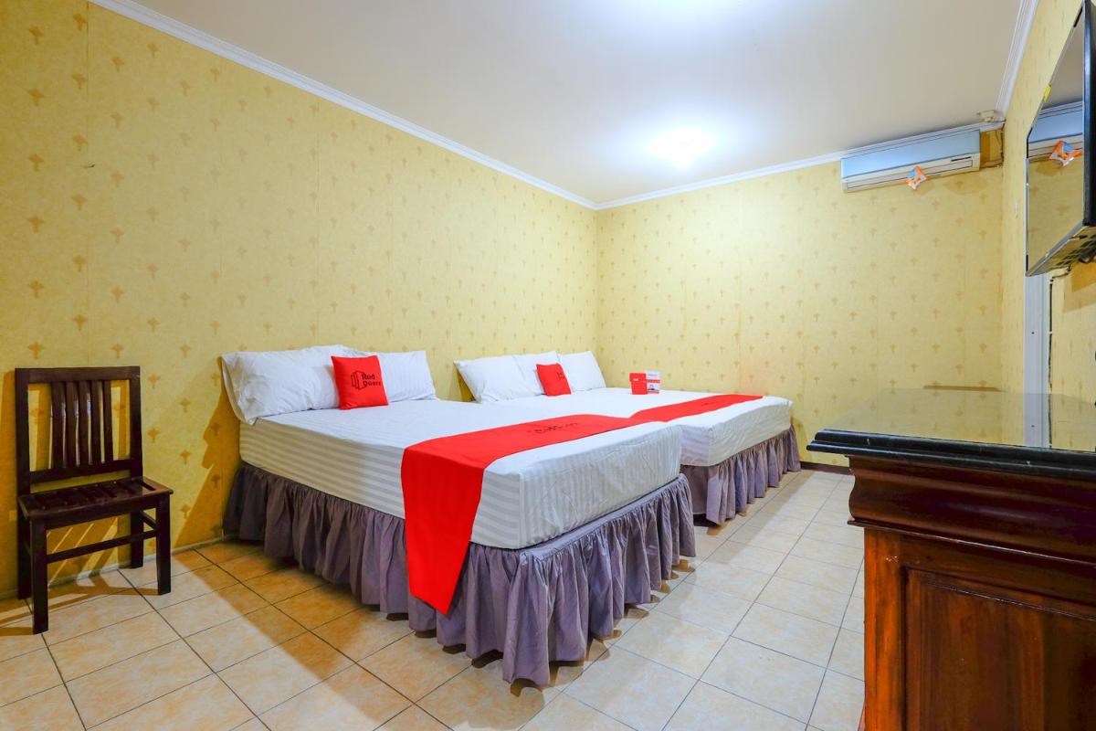 RedDoorz near Universitas Diponegoro Semarang - Housity