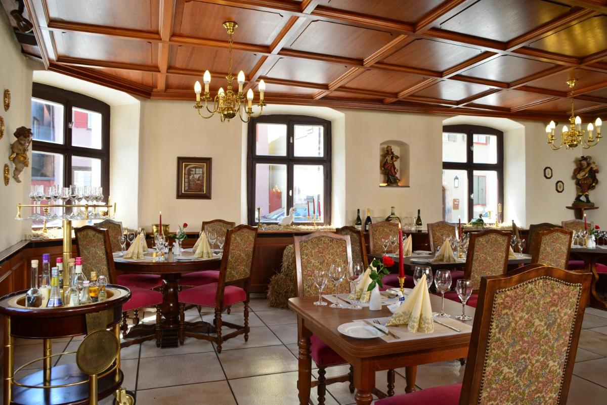 Romantica Hotel Blauer Hecht - Housity