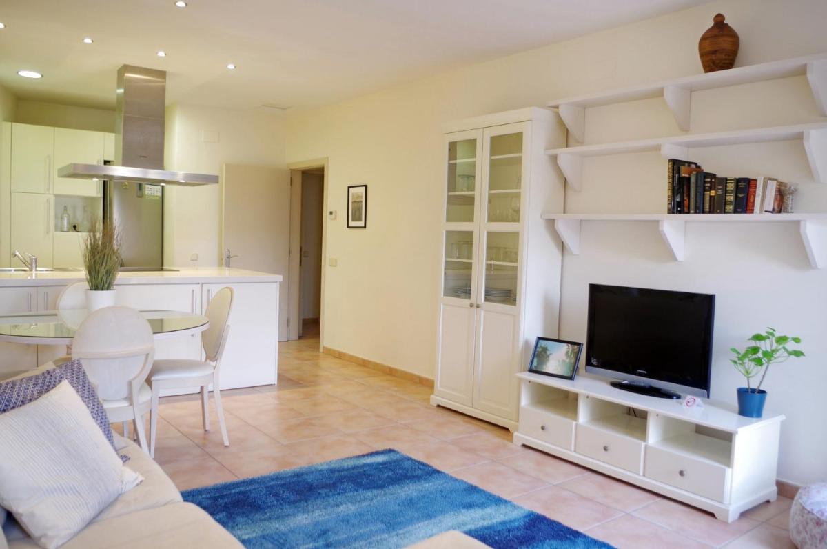 Apartament en Plaça Nova 2, Palafrugell - Housity