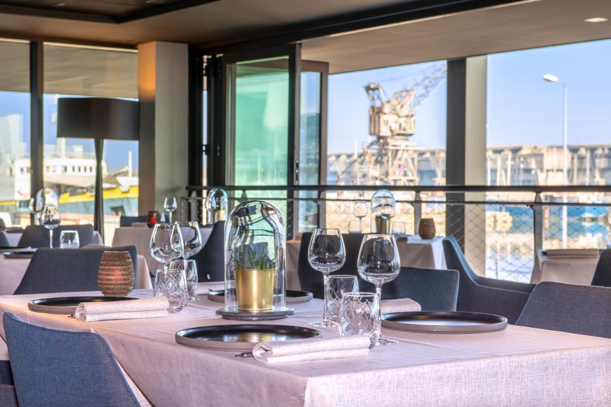 Boissons dans l'établissement Radisson Blu Hotel Bordeaux