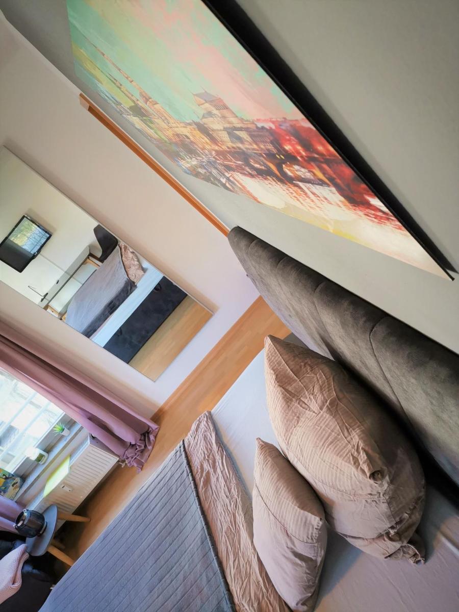 Modernes Apartment Dresden Neustadt - Housity