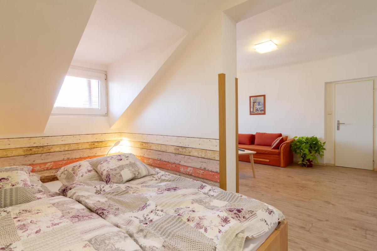 Apartmány U nemocnice - Housity