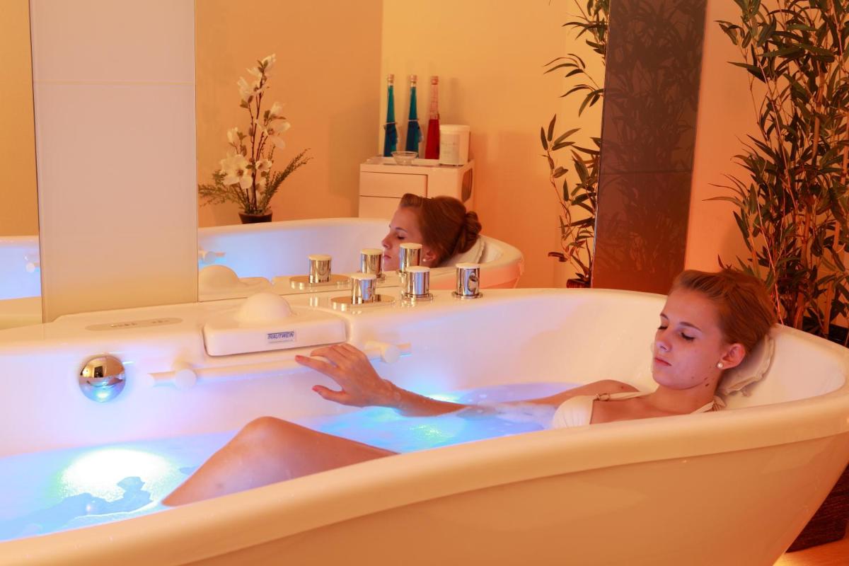 Logis Hotel-Restaurant Petry - Housity