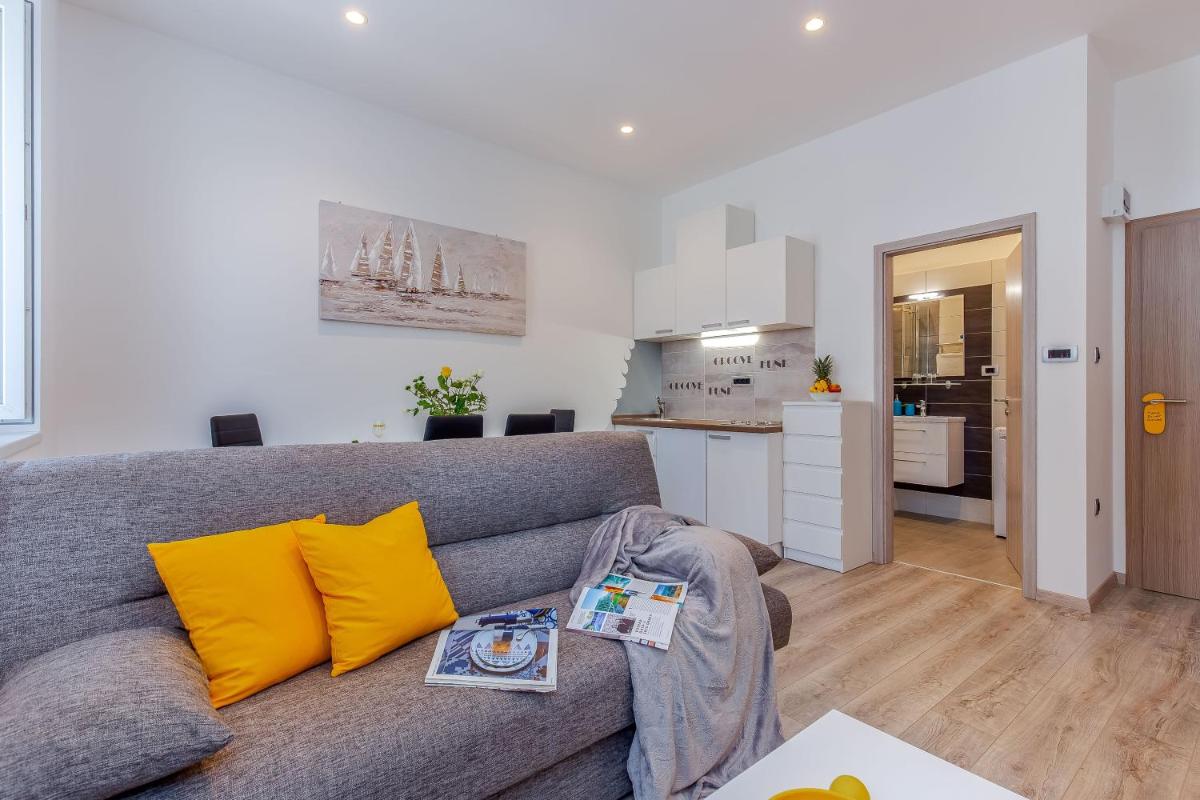 Julia apartments - Housity
