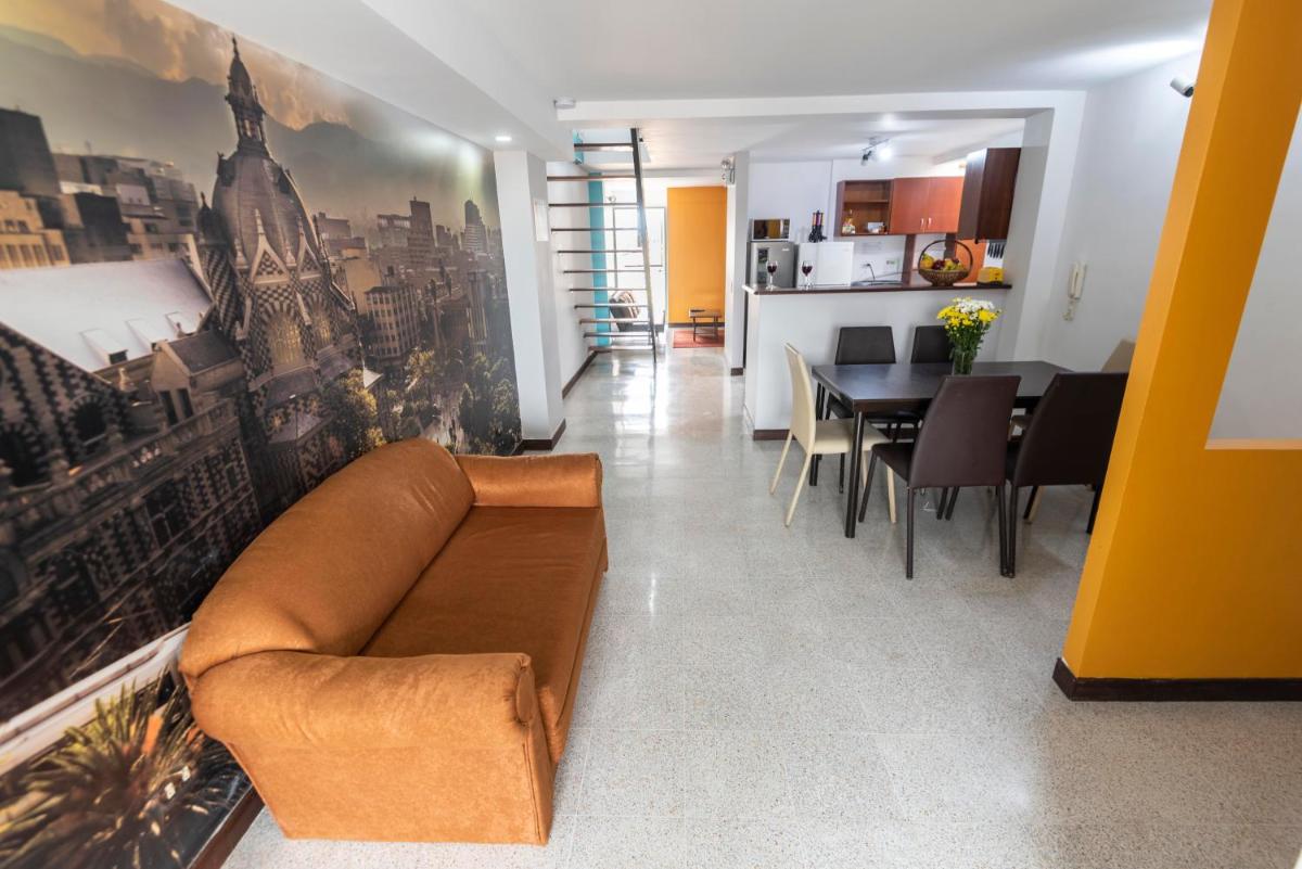 Poblado Guest House - Housity