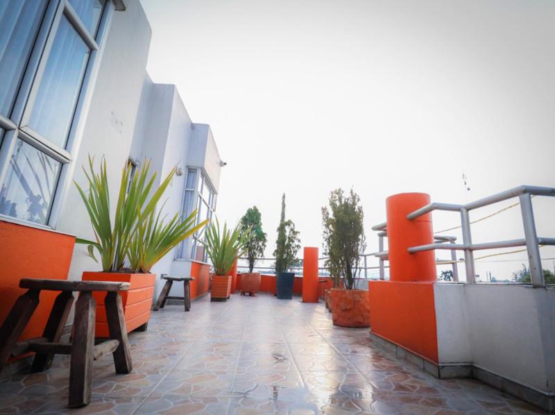 Hotel Funza Plaza - Housity