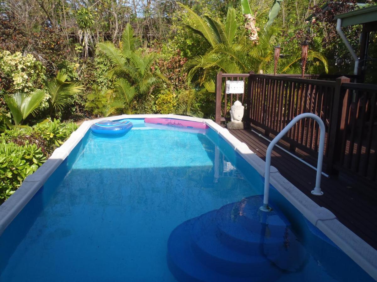 Island Time Guest Room - Housity
