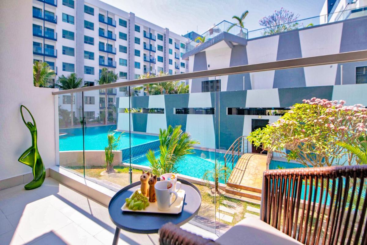 Arcadia Beach Resort Pattaya - Housity
