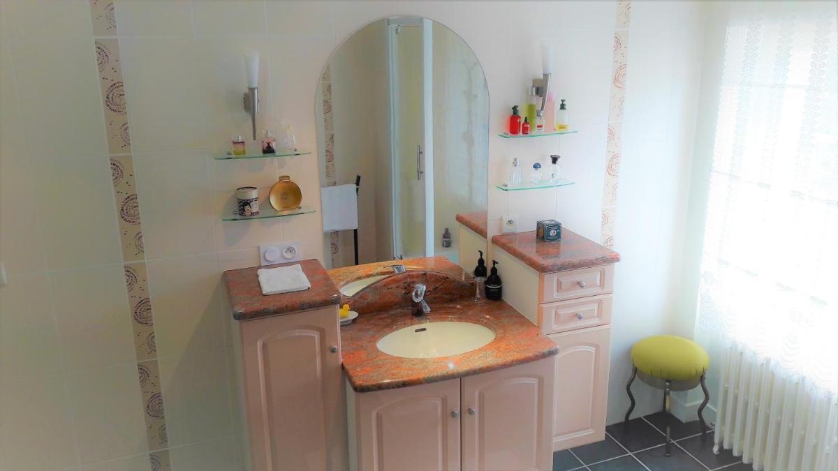 Chez Martine et Philippe en Velay - Housity