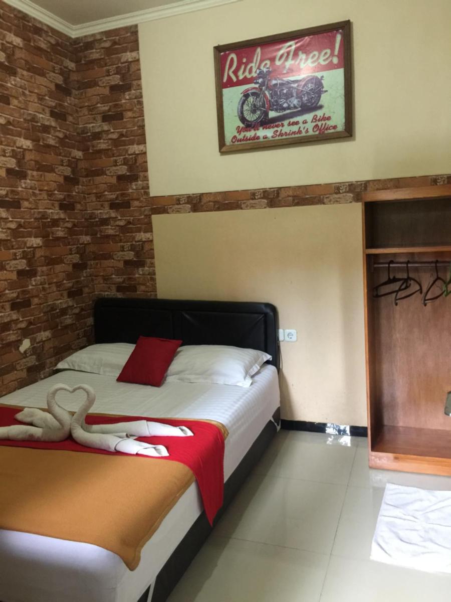 Suitetrails - Omah Wetan Homestay