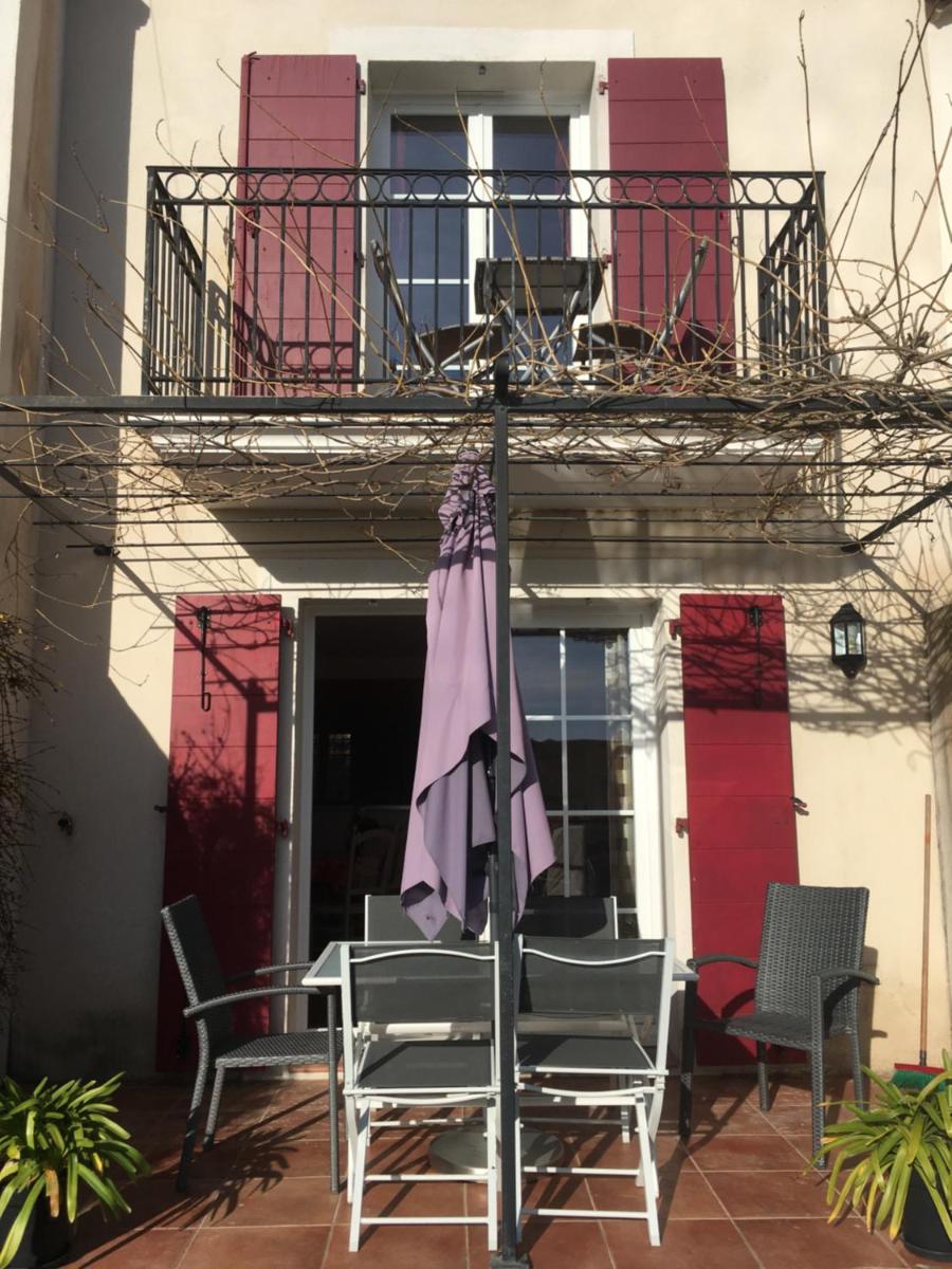 Marina dans résidence avec piscine - Housity