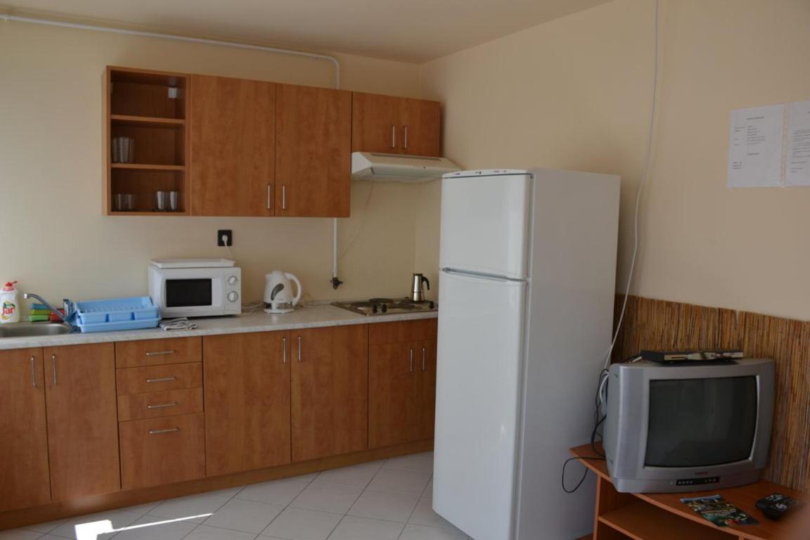 Arany Tisza Apartmanház - Housity