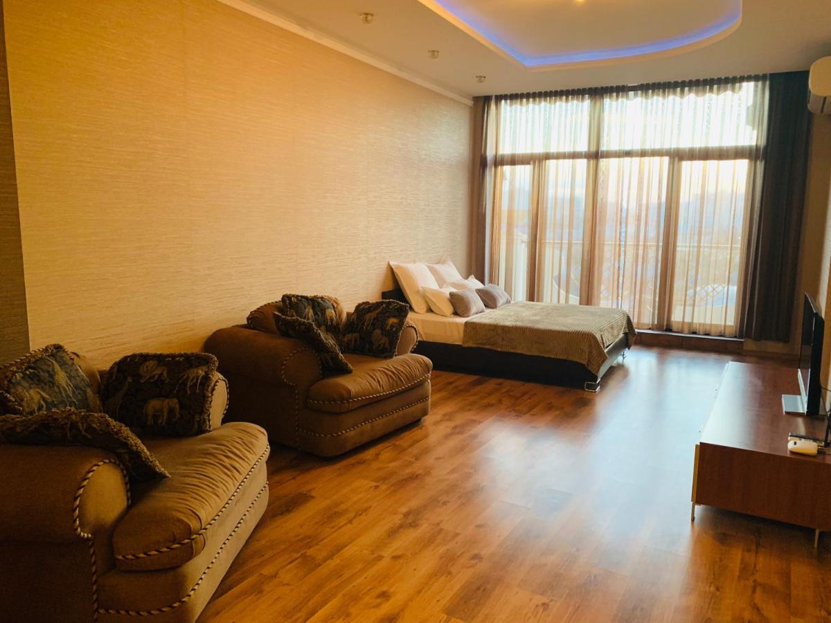 Suitetrails - Arkadia Palace VIP Apartments