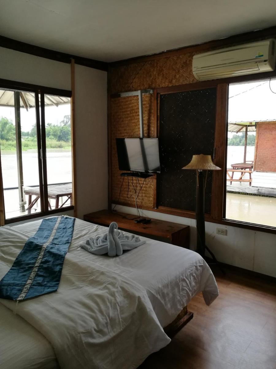 River Marina Resort - Housity