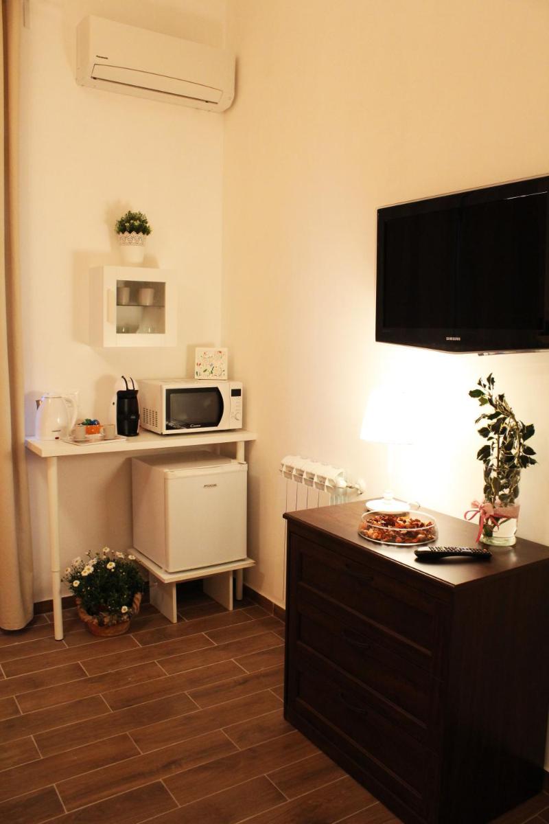 Il Giardino di Laura Private Rooms Mondello - Housity