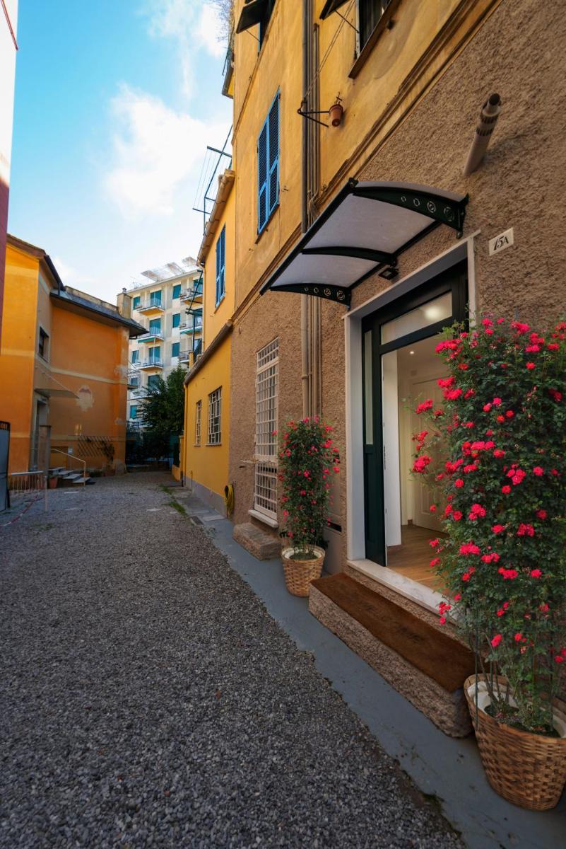 La Corallina - Housity