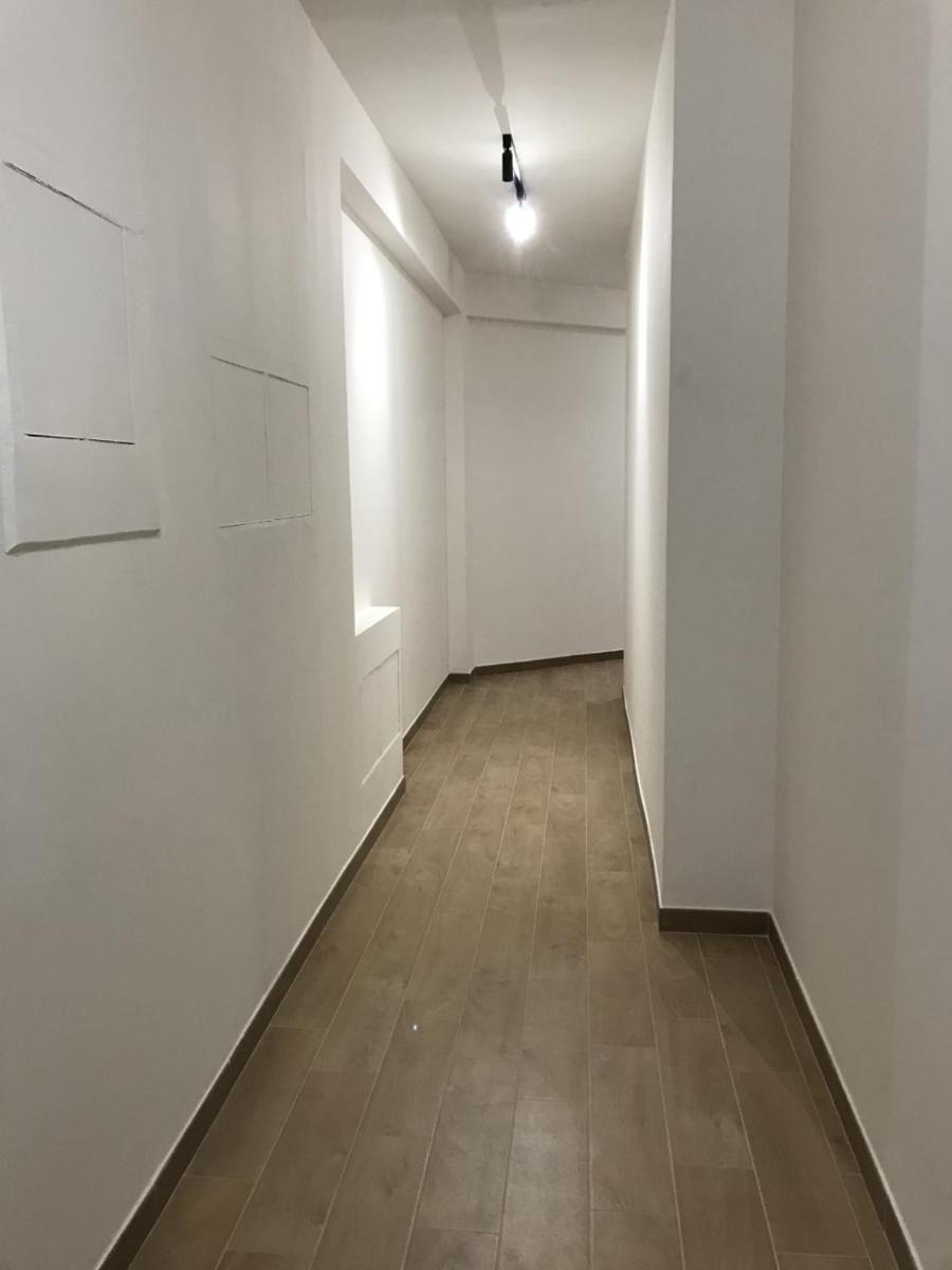 Riva Reno 4 Rooms - Housity