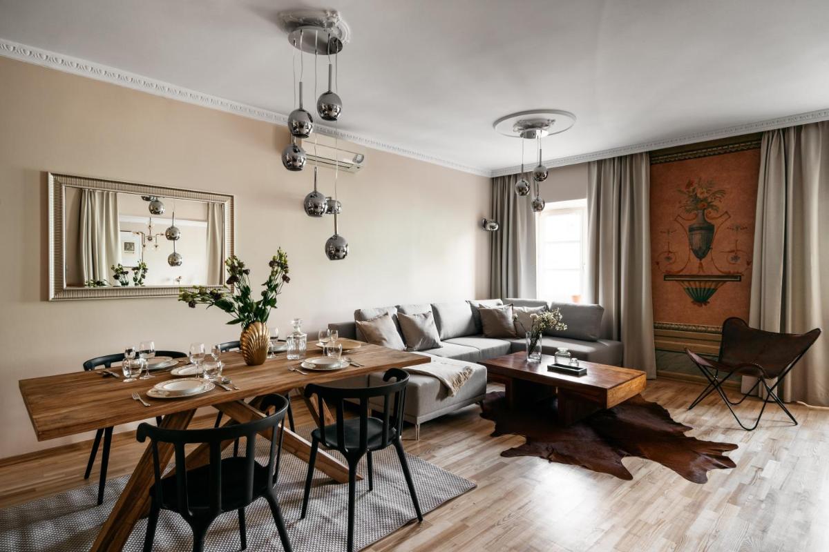 Fresco Apartment - LoftAffair - Housity