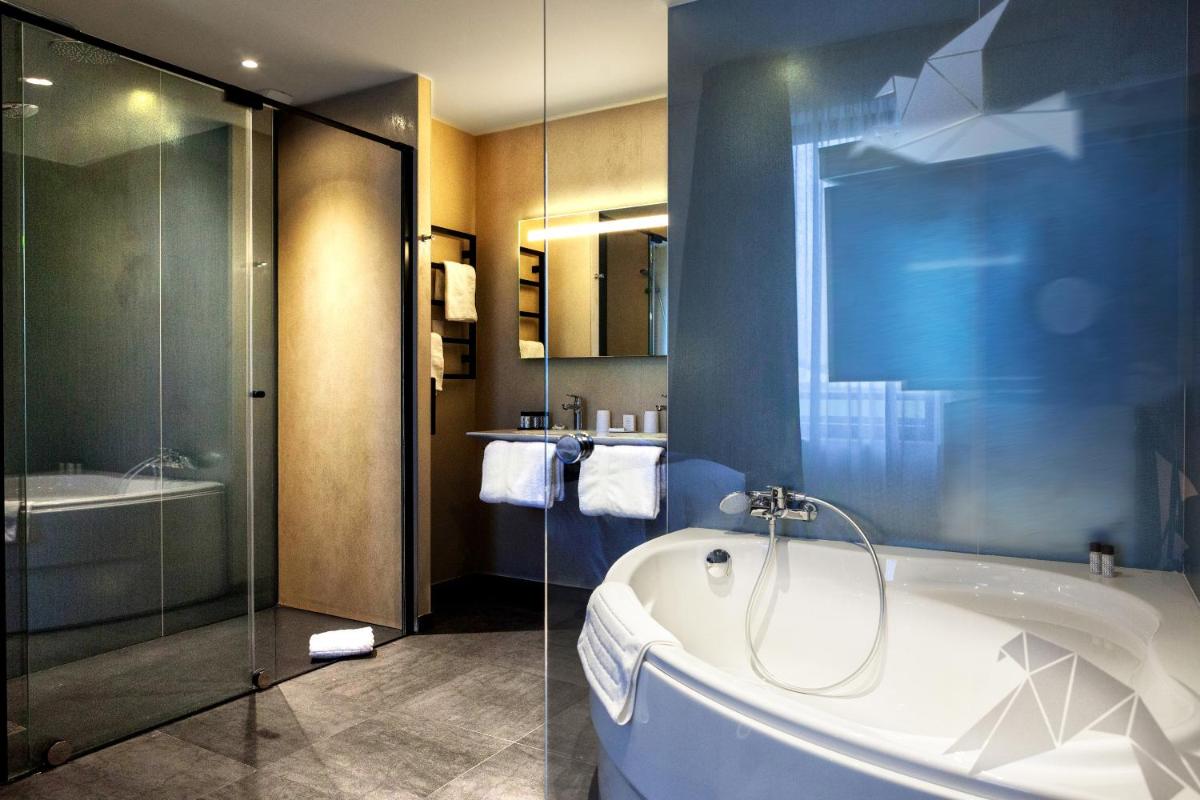 Kyriad Prestige Amiens Poulainville - Hotel and Spa - Housity