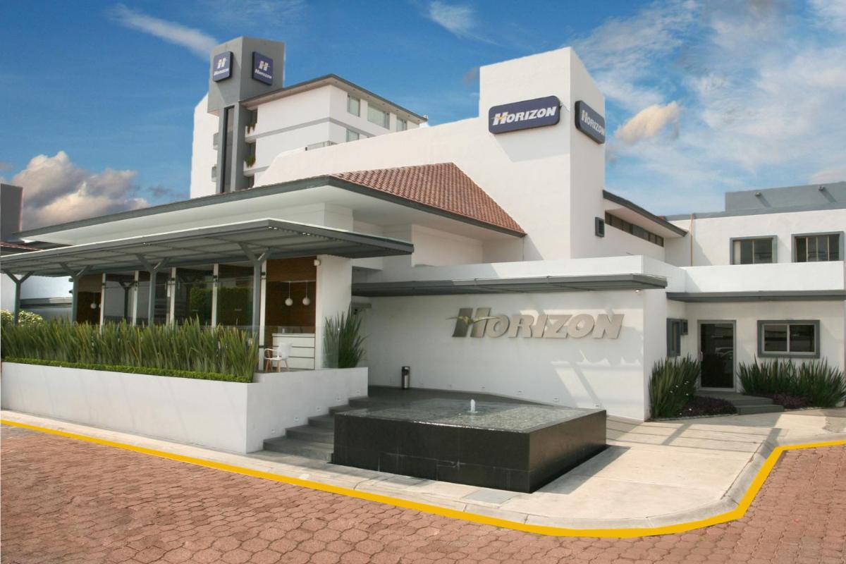 Suitetrails - Hotel Horizon & Convention Center