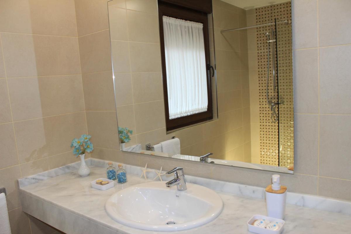 Apartamentos As Lagoas - Housity